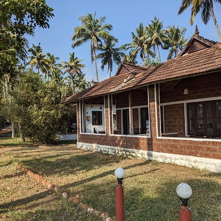 Baycliff Cottages バルカラ エクステリア 写真